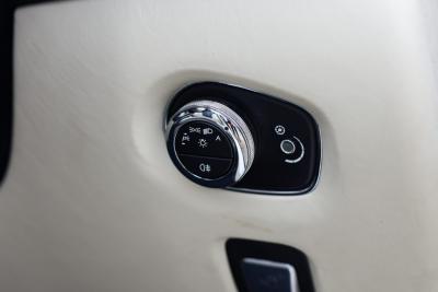 2018 Aston Martin DB11