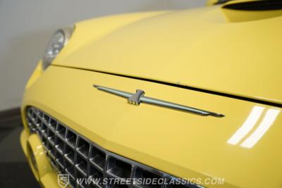 2002 Ford Thunderbird