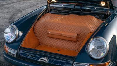 1991 Porsche 911 Targa Reimagined by Singer &ldquo;Blueberry&rdquo;