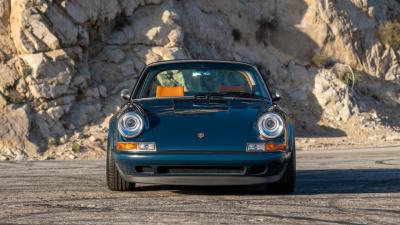 1991 Porsche 911 Targa Reimagined by Singer &ldquo;Blueberry&rdquo;