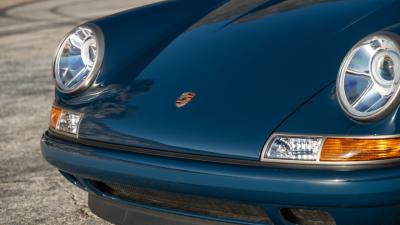 1991 Porsche 911 Targa Reimagined by Singer &ldquo;Blueberry&rdquo;