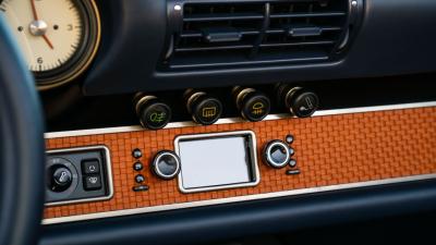 1991 Porsche 911 Targa Reimagined by Singer &ldquo;Blueberry&rdquo;