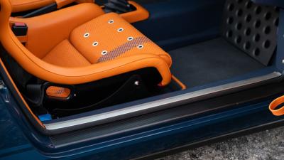 1991 Porsche 911 Targa Reimagined by Singer &ldquo;Blueberry&rdquo;