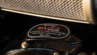 1991 Porsche 911 Targa Reimagined by Singer &ldquo;Blueberry&rdquo;