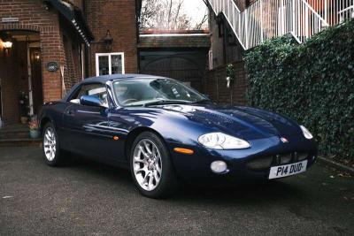 2001 Jaguar XKR