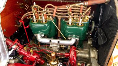 1909 Packard Eighteen Five-Passenger Phaeton