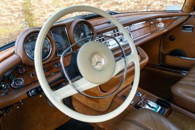 1970 Mercedes - Benz 280 SE 3.5 Coupe &ldquo;Flachk&uuml;hler&rdquo;