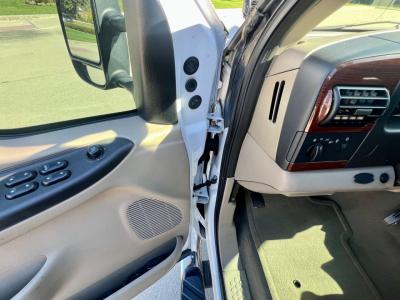 2006 Ford F350 XLT Lariat