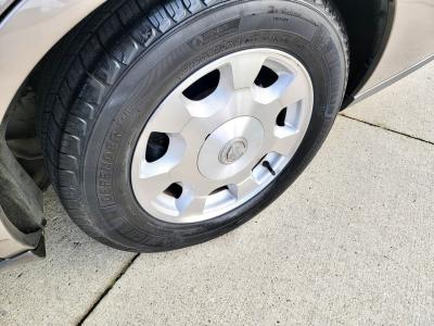 2002 Cadillac Sedan DeVille