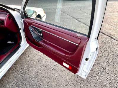 1991 Ford Thunderbird Super Coupe