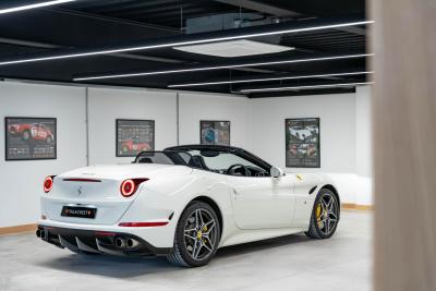 2015 Ferrari CALIFORNIA T