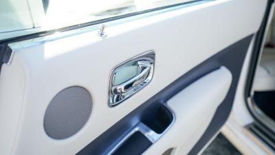 2017 Rolls - Royce Dawn