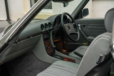 1985 Mercedes - Benz 280SL AUTO
