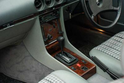 1985 Mercedes - Benz 280SL AUTO