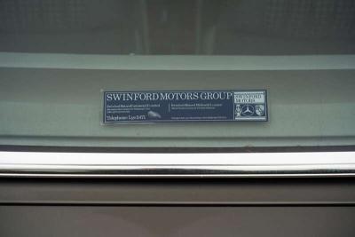 1985 Mercedes - Benz 280SL AUTO