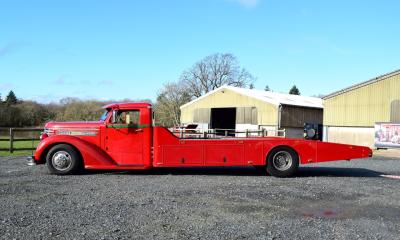 1948 GMC Diamond T Transporter