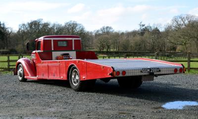 1948 GMC Diamond T Transporter