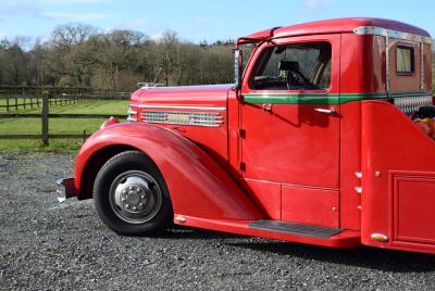 1948 GMC Diamond T Transporter