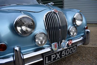 1966 Jaguar Mk. II (3.4 litre)