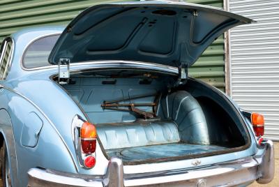 1966 Jaguar Mk. II (3.4 litre)