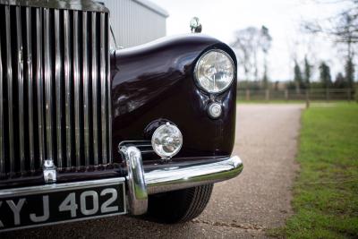1953 Rolls - Royce Silver Wraith Sedanca de Ville by Hooper