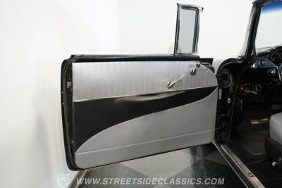 1956 Chevrolet Bel Air Nomad Restomod