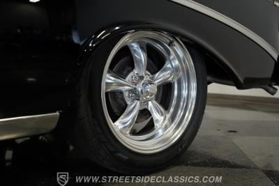 1956 Chevrolet Bel Air Nomad Restomod