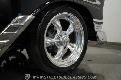 1956 Chevrolet Bel Air Nomad Restomod