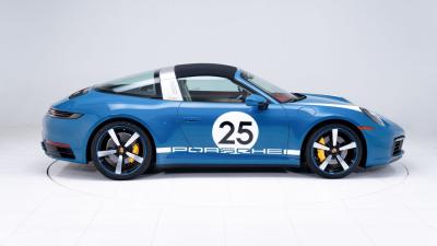 2021 Porsche 911 Targa 4S Heritage Design Edition