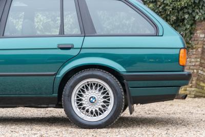 1993 BMW 316i Touring &ldquo;Design Edition&rdquo; with 47.000 kms