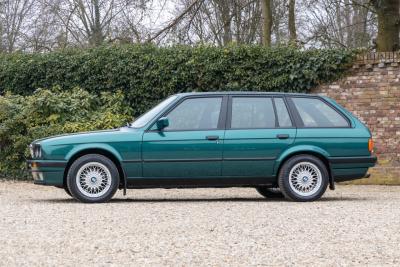 1993 BMW 316i Touring &ldquo;Design Edition&rdquo; with 47.000 kms