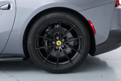 2021 Ferrari 812 GTS