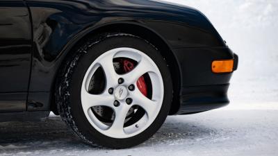 1997 Porsche 911 Carrera 4S