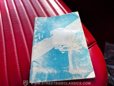 1957 Ford Thunderbird