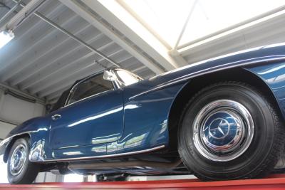 1960 Mercedes - Benz Mercedes Benz 190 SL &ldquo;Bare metal restoration&rdquo;