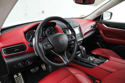 2022 Maserati Levante
