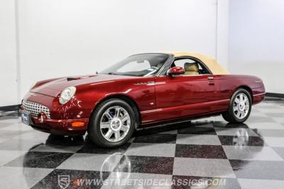 2004 Ford Thunderbird