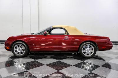 2004 Ford Thunderbird