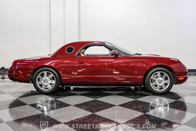 2004 Ford Thunderbird