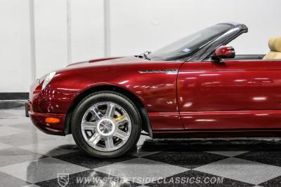 2004 Ford Thunderbird