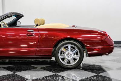 2004 Ford Thunderbird
