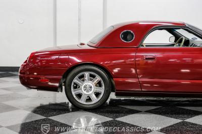 2004 Ford Thunderbird