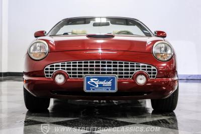2004 Ford Thunderbird