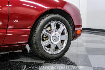 2004 Ford Thunderbird