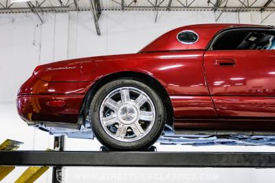 2004 Ford Thunderbird