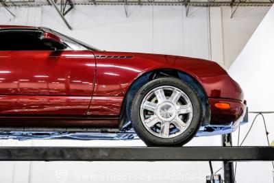 2004 Ford Thunderbird