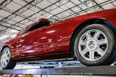 2004 Ford Thunderbird