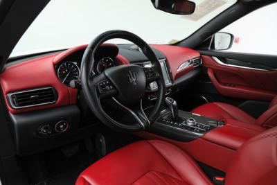 2022 Maserati Levante
