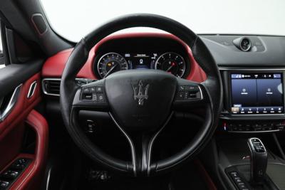 2022 Maserati Levante