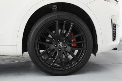 2022 Maserati Levante